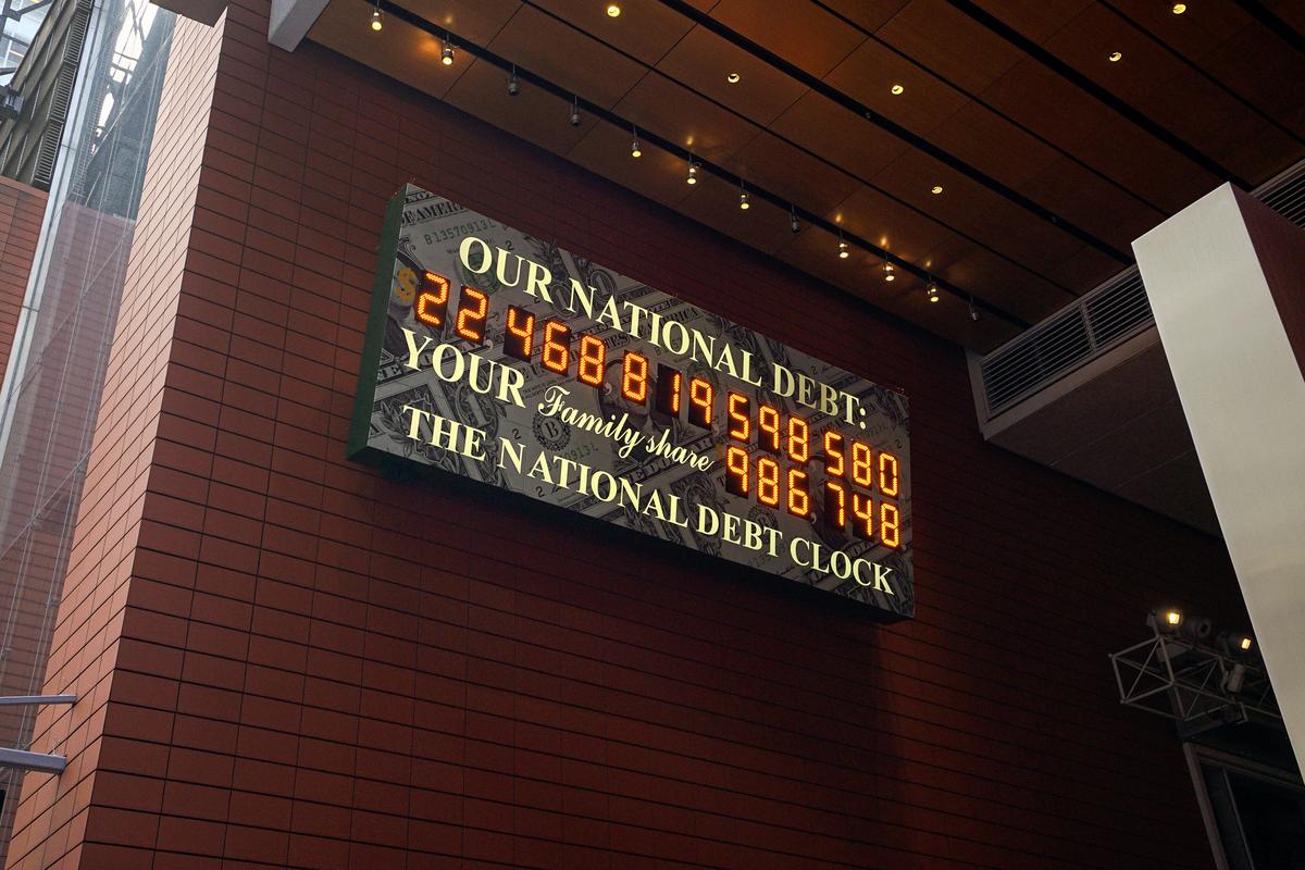 Inflation Fears Spike Amid Federal CCP Virus Spending Explosion; Economists Divided on What’s Ahead