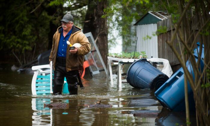Flooding Hits Parts of Midwest, With Evacuations in Michigan
