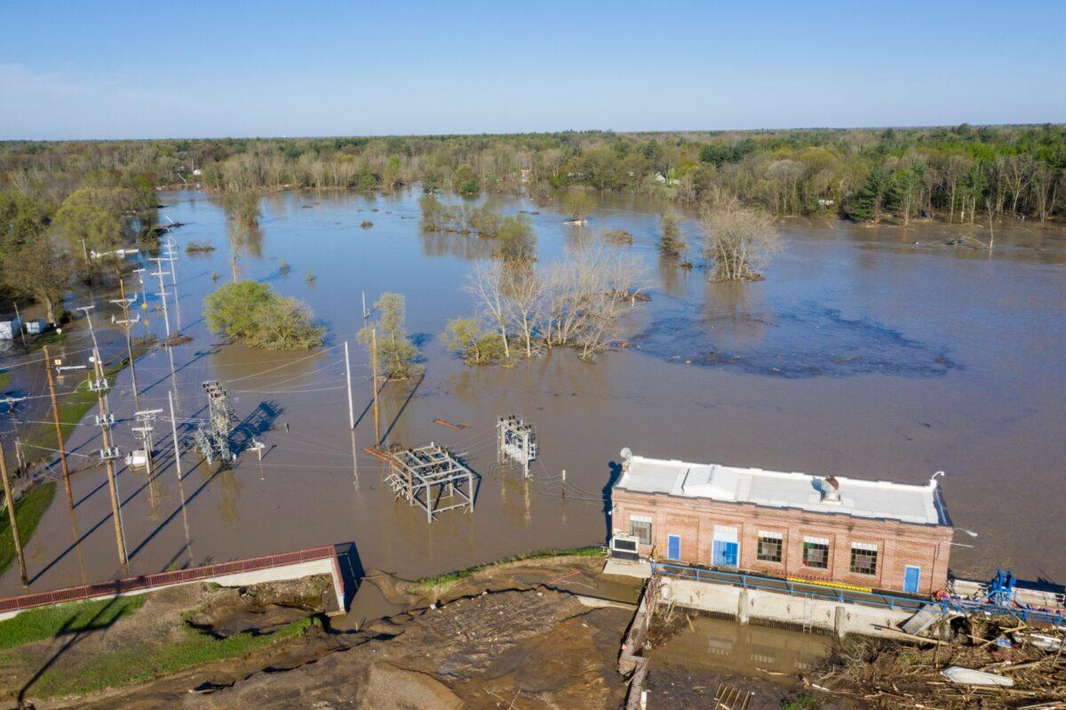 A look at the Sanford Dam on May 20, 2020. (Kaytie Boomer/The Bay City Times via AP)