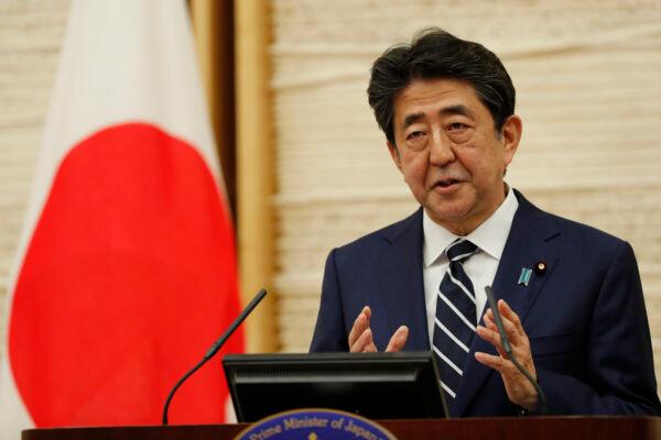 Japan's Prime Minister Shinzo Abe speaks at a news conference in Tokyo on May 25, 2020. (Kim Kyung-Hoon/Pool/Getty Images)