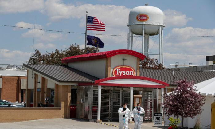 Tyson Foods Shuttering Four Chicken Plants in Cost-Lowering Efforts Amid Revenue Losses