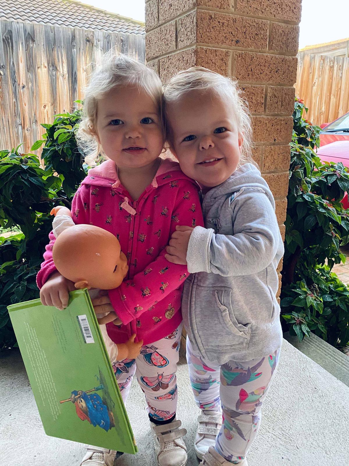 Sisters Bonnie and Sienna Tripp (Caters News)