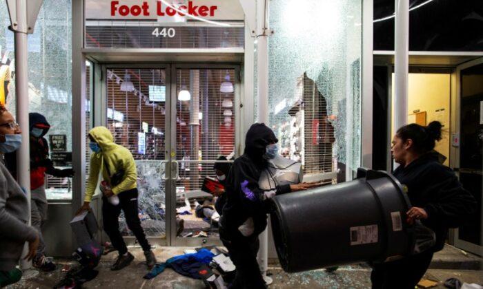 Unrest Spreads as George Floyd Grief Morphs Into Looting and Violence