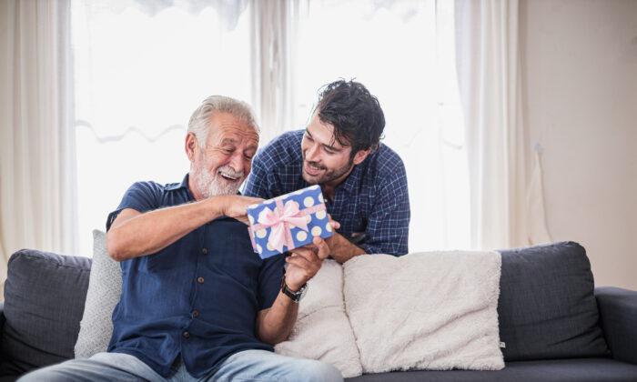Father’s Day Gift Guide: 19 Ideas to Make Dad’s Day