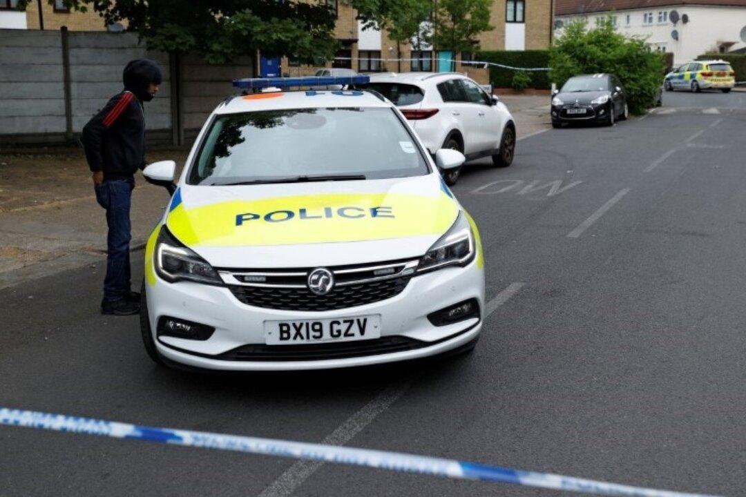4 People Shot in North London, Police Launch Probe