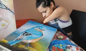 ‘I Have No Limit’: Artist Born Without Arms and Legs Defies All Odds, Now Inspires Others