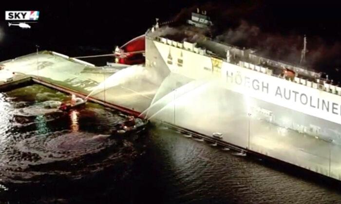 9 Firefighters Hospitalized in Florida After Ship Explosion