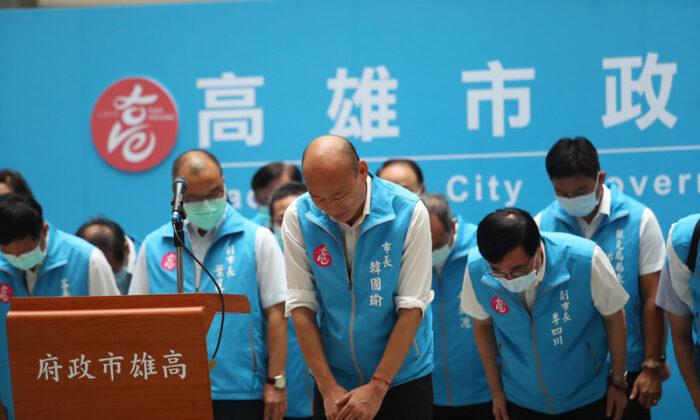 Hong Kong Activists Applaud Taiwan’s Historic Recall Election