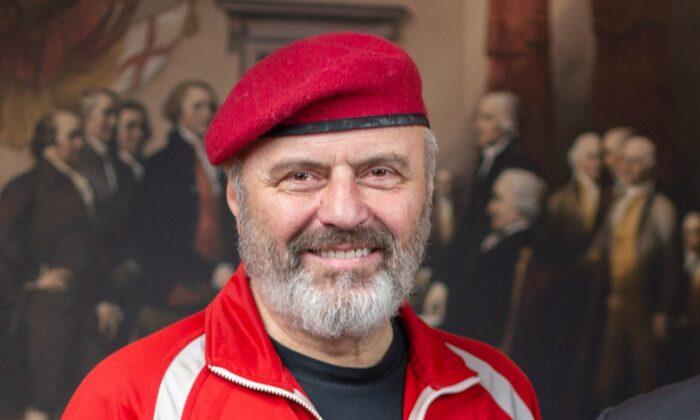 Curtis Sliwa Talks Fending Off Looters and Protecting New York City