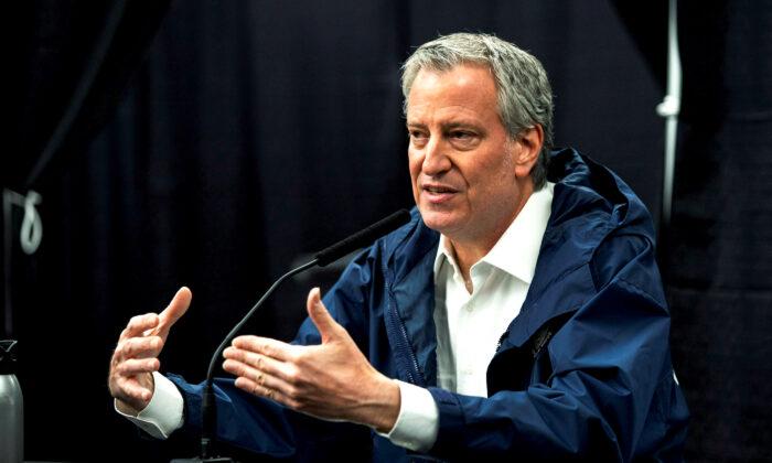 De Blasio Lifts 8 PM Curfew a Day Early as NYC Prepares to Reopen
