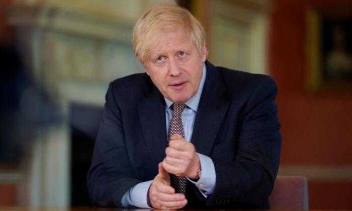 Boris Johnson‘s Gaffe on CCP Virus Restrictions Adds Fuel to Parliament Rebellion