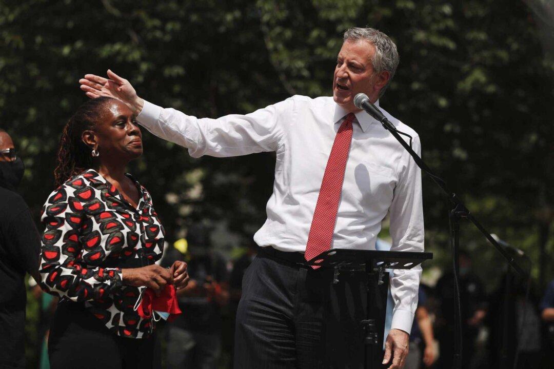 De Blasio Pledges to Cut NYPD Funding, Reallocate It to Youth and Social Services