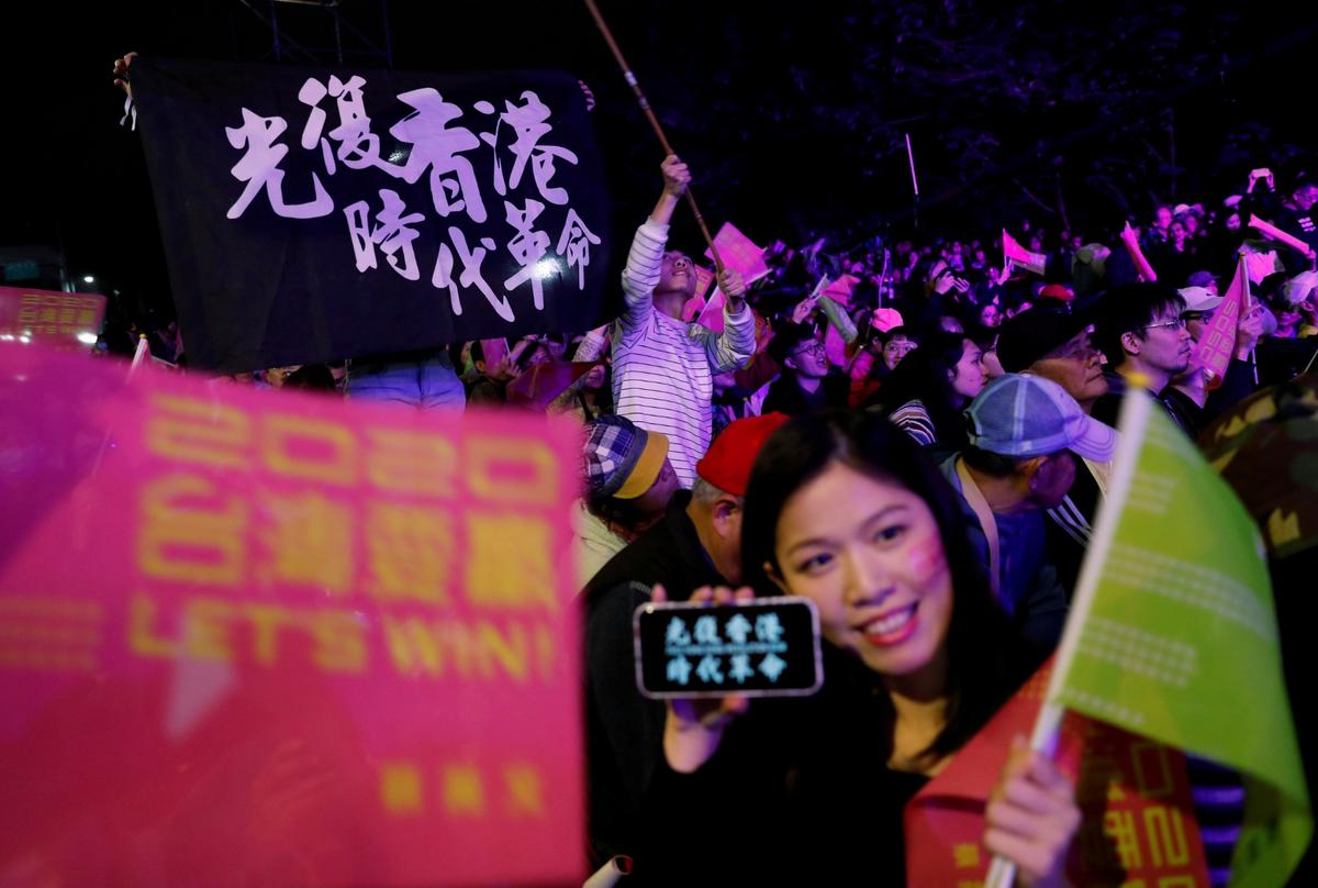 Taiwan Scrambles to Ready for Influx From Hong Kong Protests