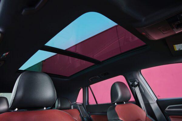 Panoramic sunroof. (Courtesy of VW)