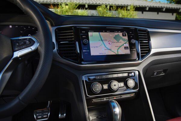 Center console with Climatronic controls. (Courtesy of VW)