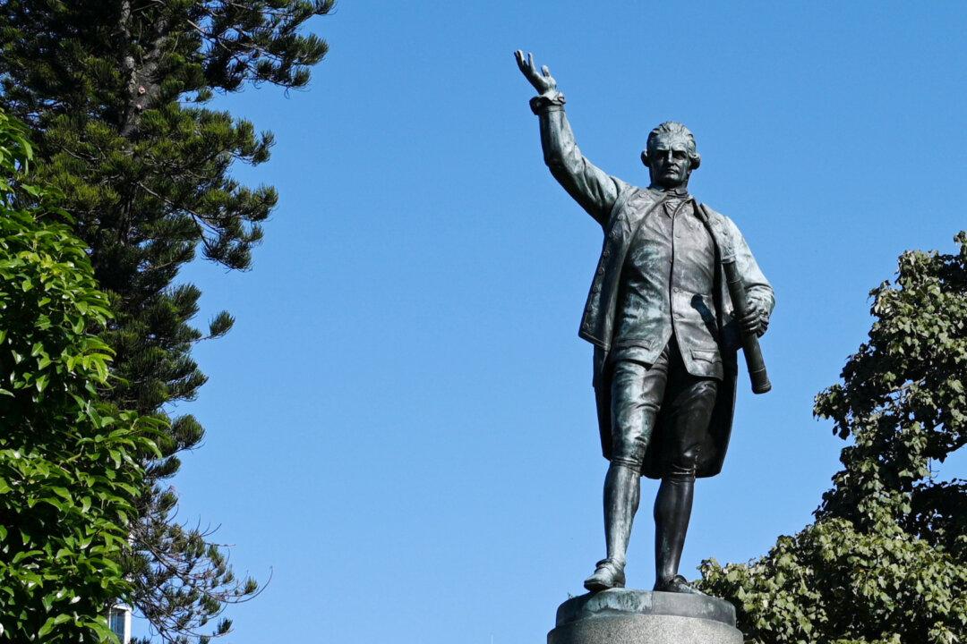 Captain Cook Statue Allegedly Damaged by Australian Greens Party Employee