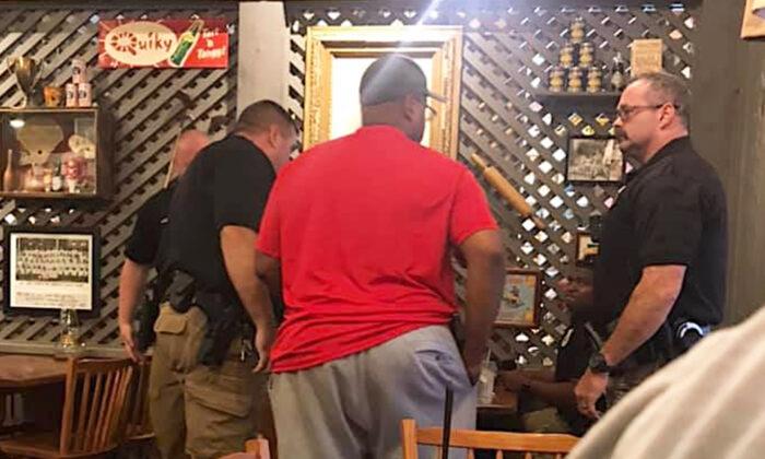 Black Man Offers to Pay Police Officers’ Bill at Cracker Barrel, Won’t Take ‘No’ for an Answer