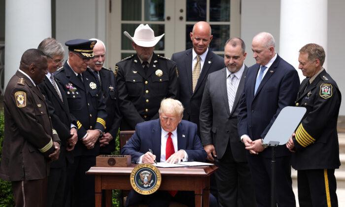 Trump’s Police Reform Executive Order Gets Varied Response From Lawmakers