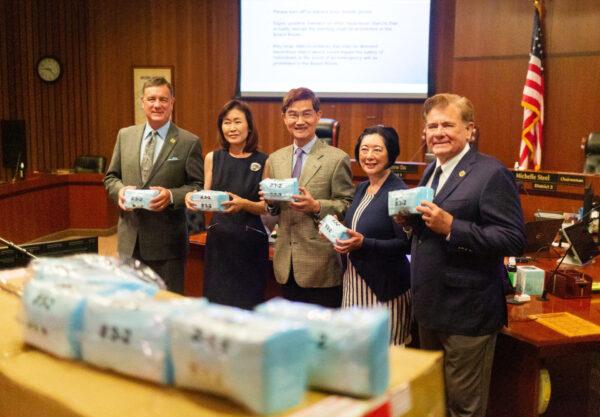 Supervisor Don Wagner, Chairwoman Michelle Steel, Ambassador Abraham Wen-Shang Chu, Supervisor Lisa Bartlett, and Supervisor Doug Chaffee (L to R) at a ceremony celebrating the donation of 20,000 surgical masks on behalf of Taiwan to Orange County in Santa Ana, Calif., on June 16, 2020. (John Fredricks/The Epoch Times)