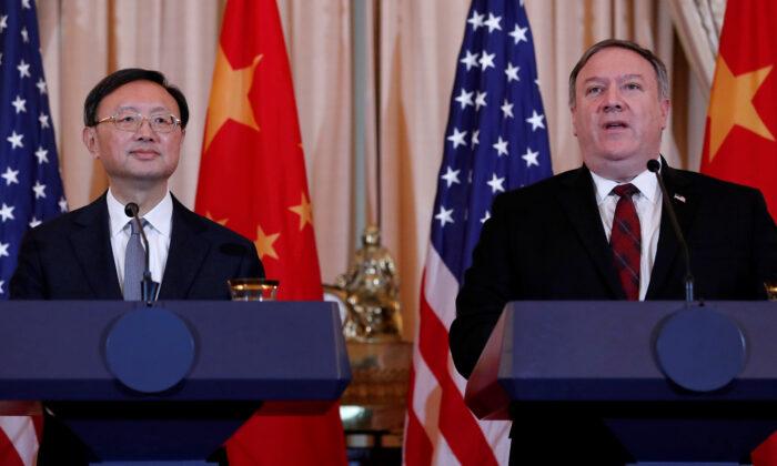 Pompeo Meets China’s Top Diplomat in Hawaii, State Department Says
