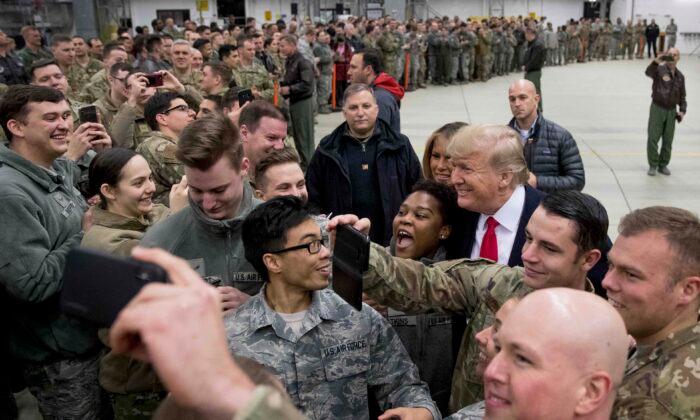 700 US Veterans Issue Open Letter in Support of Trump