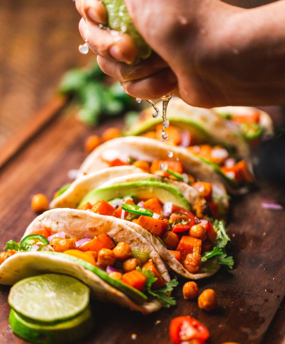 From simple tacos to upscale dining, Mexico City has much to offer. (Chad Montano/Unsplash)