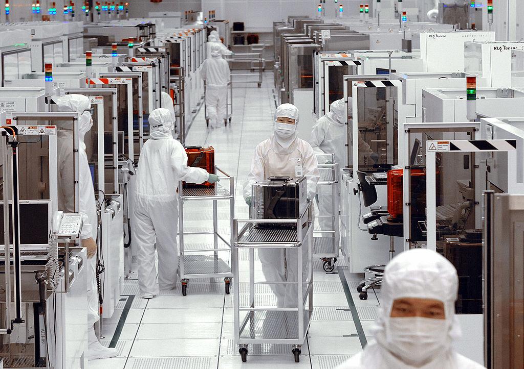 Senators Introduce Bill to Boost US Production of Semiconductors Amid Beijing’s Threats