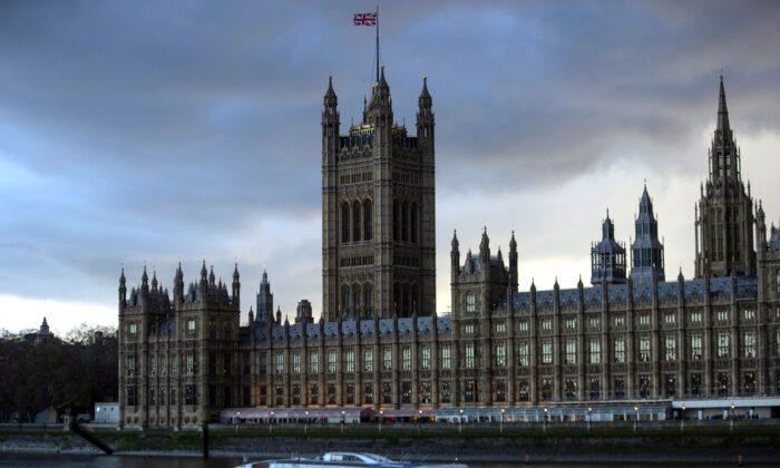 UK Watchdog Calls for Tougher Sanctions Against Unethical Politicians