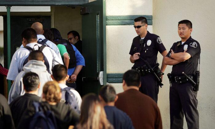 LA School District Rejects Proposal to Allow Police Officers Back on Campus