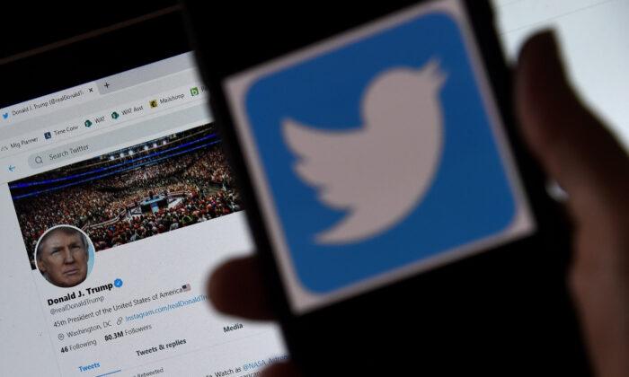 Supreme Court Dismisses Lawsuit Over Trump Blocking Critics on Twitter