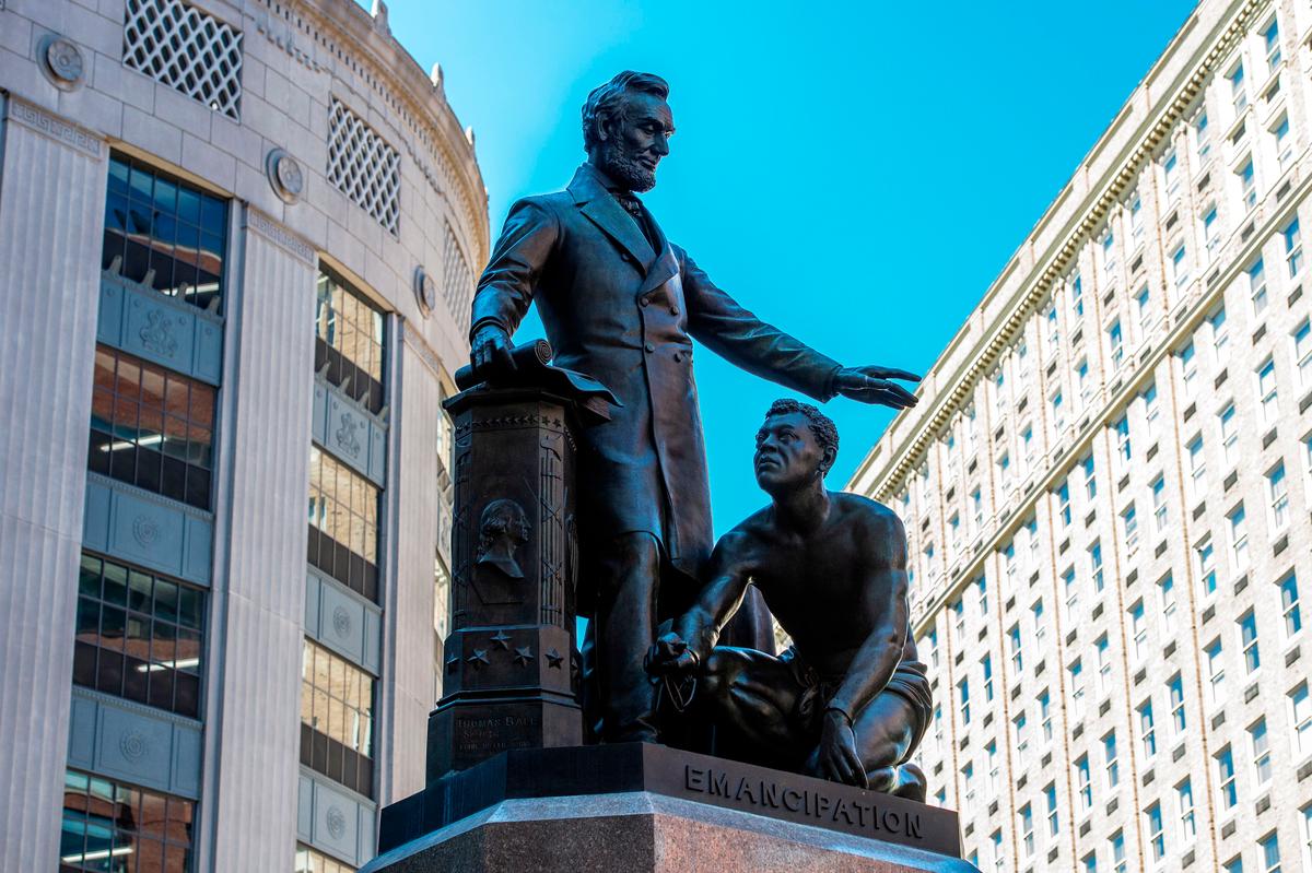 Boston to Remove Statue of Lincoln, Freed Slave