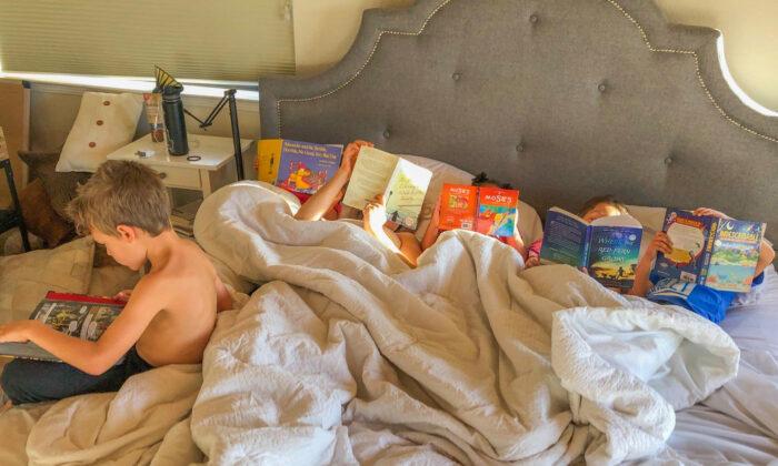 Mom Puts Her Kids on a 'Screen Detox,' Shares Amazing Results of Its Positive Impact