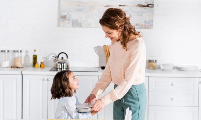 4 Tricks for Teaching Manners to Young Children