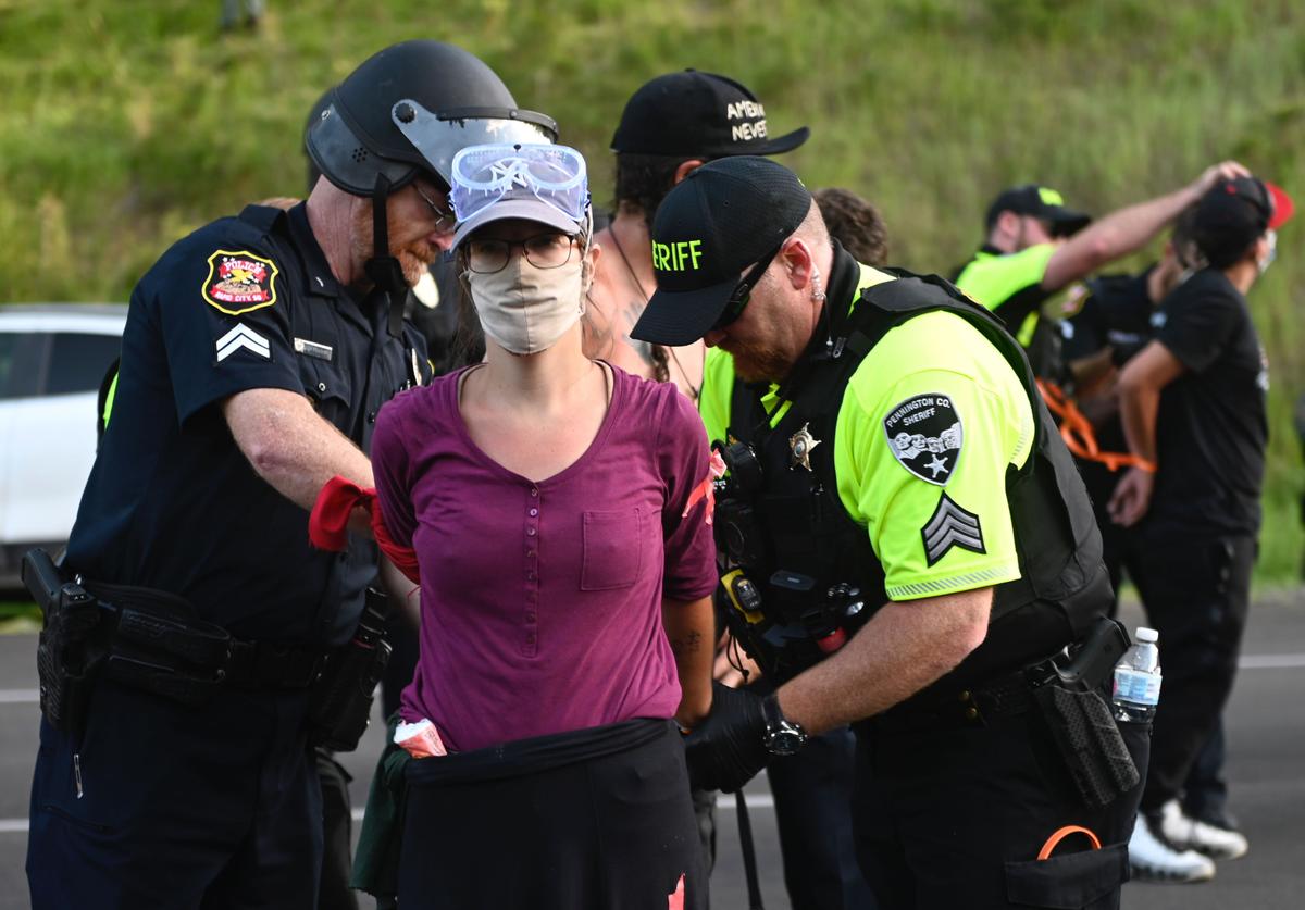 Arrests Made After Group Blocks Road Leading to Mount Rushmore