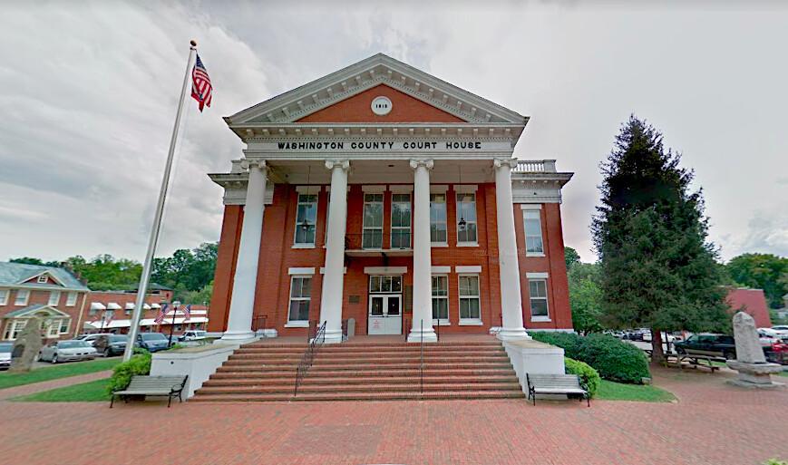Washington County Court House in Jonesborough, Tennessee (Screenshot/<a href="https://www.google.com/maps/@36.2942875,-82.4732157,3a,87.9y,153.55h,101.88t/data=!3m6!1e1!3m4!1slG7OknlXPE35Qxa4wOYumw!2e0!7i13312!8i6656">Google Maps</a>)