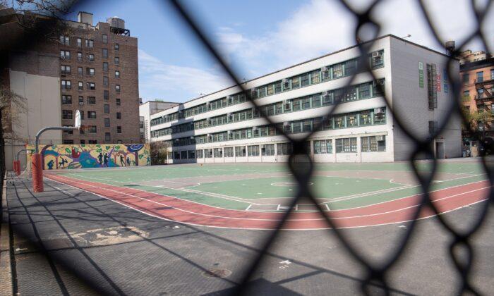 NYC Students to Return to School No More Than Three Days a Week