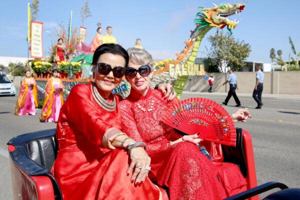Actress and humanitarian Tippi Hedren (R) joins actress Kieu-Chinh (L) at the Tet Parade, a Vietnamese cultural event, in Westminster, Calif., on Feb. 13, 2016. (Rachel Murray/Getty Images for CND)