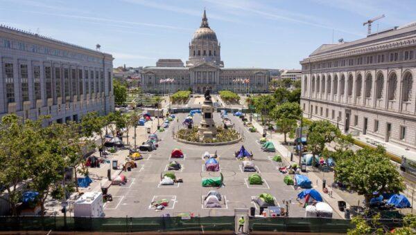 An aerial view shows squares painted on the ground to encourage homeless people to keep to social distancing at a city-sanctioned homeless encampment across from City Hall in San Francisco, on May 22, 2020. (Josh Edelson/AFP via Getty Images)