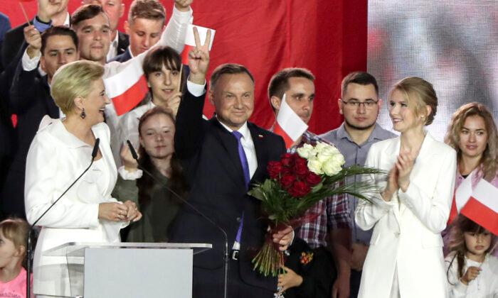 Near Final Results Show Poland’s Conservative President Duda Wins 2nd Term