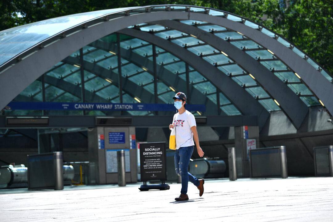 UK Economy Could Shrink 14 Percent This Year, Budget Forecasters Say