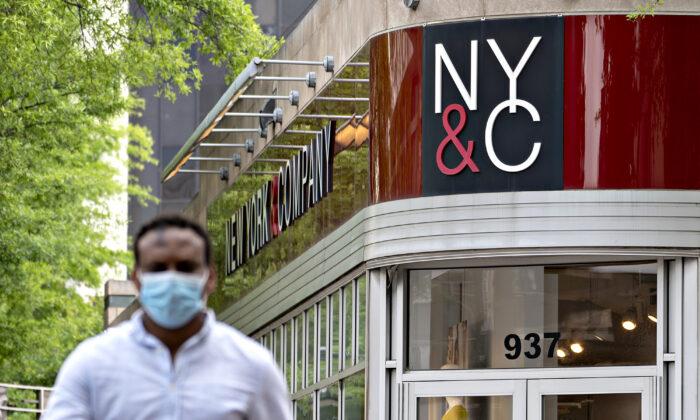 New York & Co’s Parent Company Files for Bankruptcy