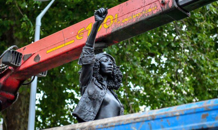 Bristol Removes Black Lives Matter Statue