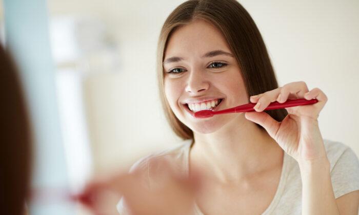 9 Safe and Natural Ways to Whiten Your Teeth at Home and Get Your Smile Back