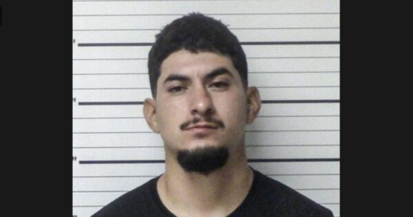 Navejas Ivan Robles (Kerr County Sheriff's Office)