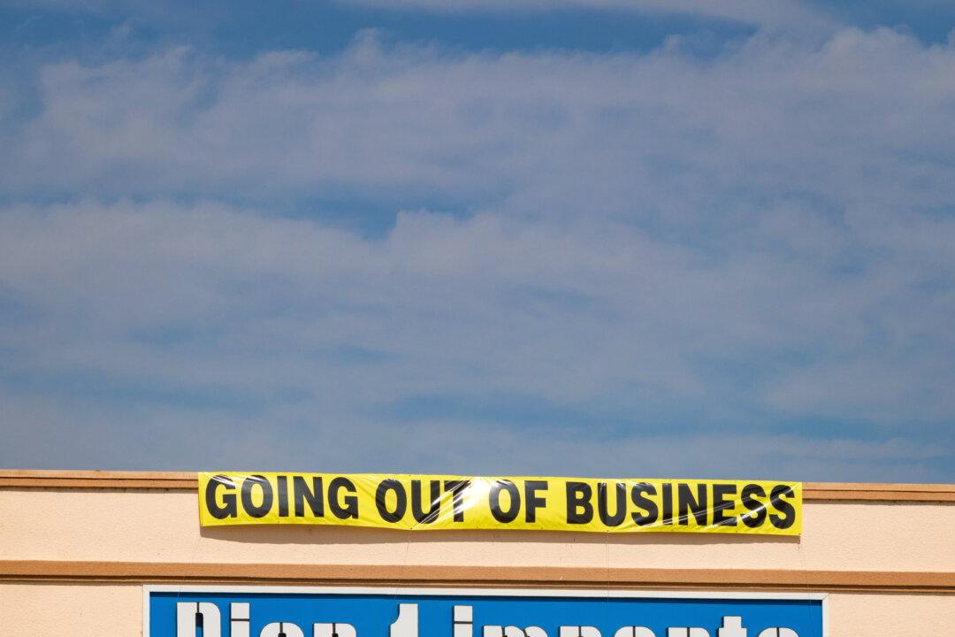 US Corporate Debt Defaults in 2023 Surpass Last Year’s Total: Moody’s