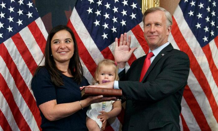 NY Republican Chris Jacobs Sworn in as Newest House Member
