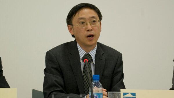 Wei Liu speaking at the press conference of Interfaith International, in Geneva, Switzerland, on Sept. 18, 2012. (Yun Dong/The Epoch Times)