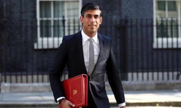 Britain's Chancellor of the Exchequer Rishi Sunak arrives for a cabinet meeting, the first since mid-March because of the coronavirus disease (COVID-19) pandemic, at Downing Street in London, Britain, on July 21, 2020. (Simon Dawson/Reuters)