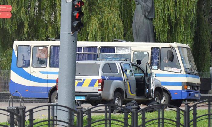 Shots Heard as Bus Passengers Taken Hostage in Western Ukraine