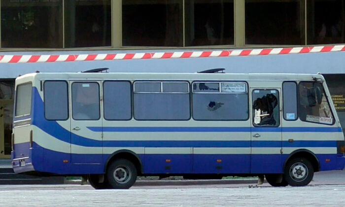 Ukraine Hostage-Taker Surrenders, Bus Passengers Unharmed